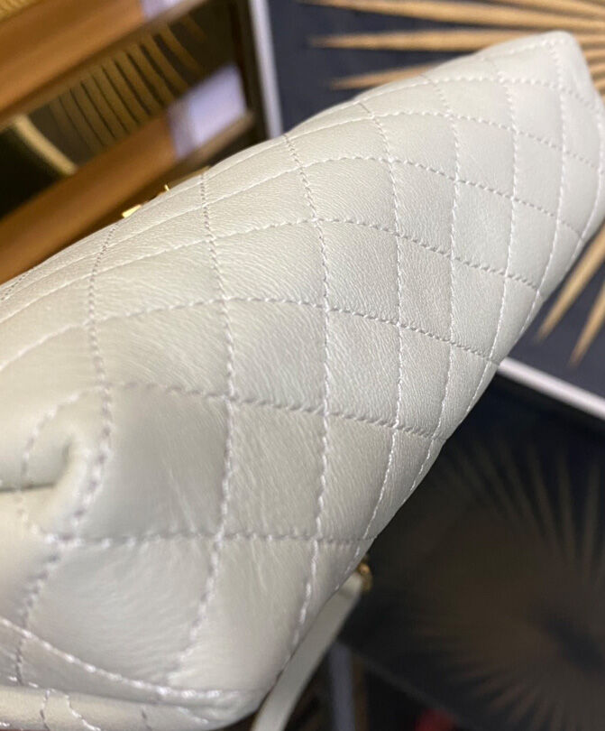 Saint Laurent Gaby Zipped Pouch In Quilted Lambskin